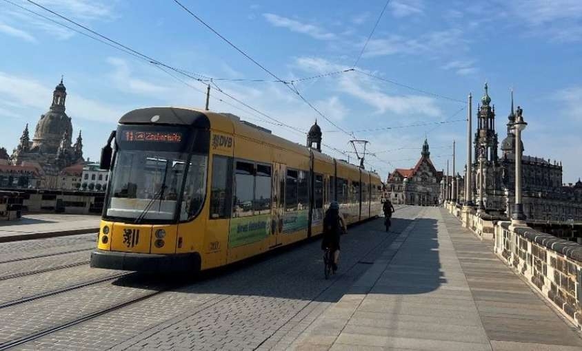 DER NAHVERKEHR: GANZ NAH AM MENSCHEN